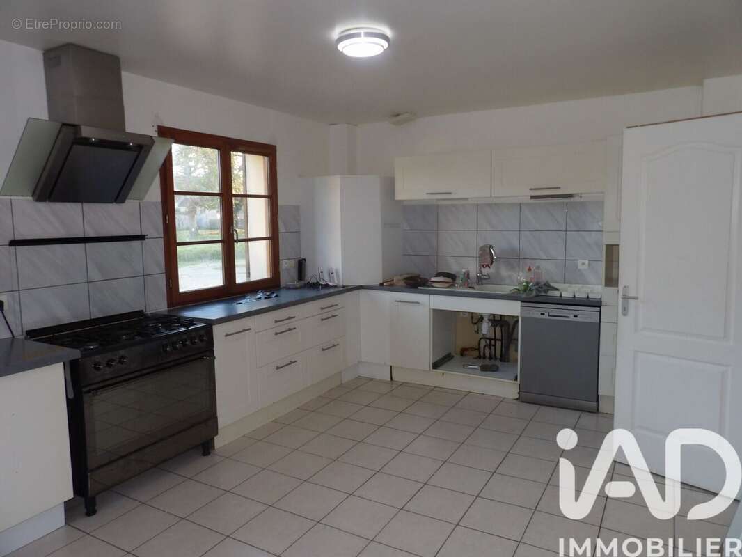 Maison 146 m² à Denonville  - photo 2