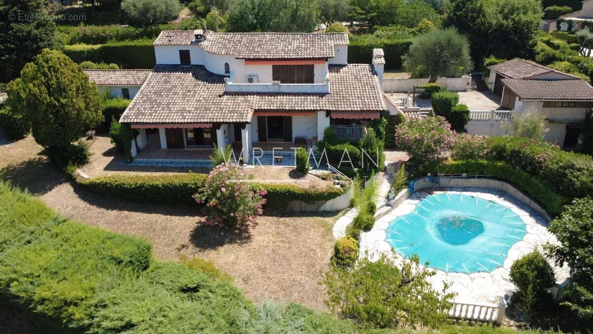 Maison à MONTAUROUX