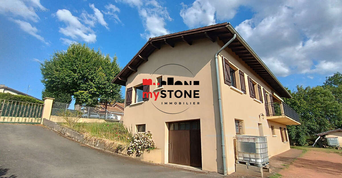 JASSANS RIOTTIER  -  Maison familiale  de 120m² sur 1150m² de terrain - photo 4