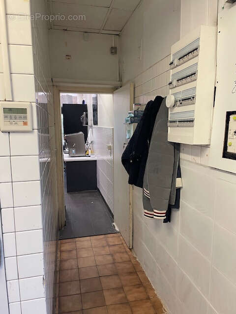 Commerce à CADAUJAC