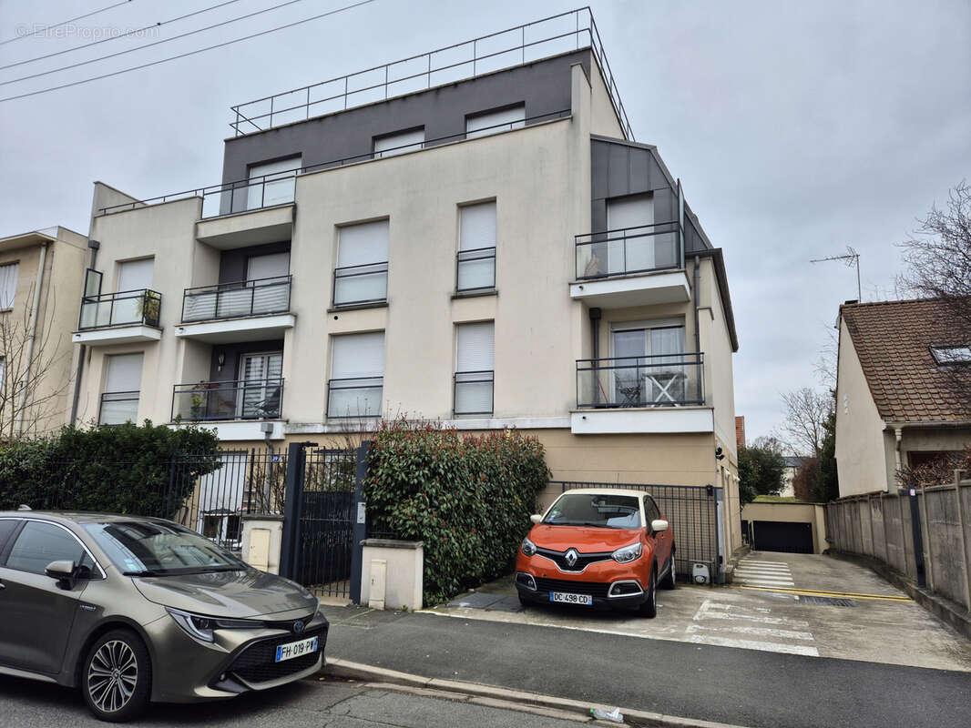 Appartement à LIVRY-GARGAN