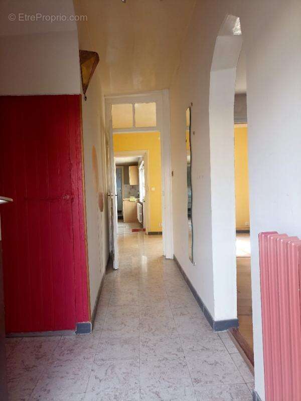 Maison 6 pièces / 102 m² / 94 000 EUR / SAINT-HILAIRE-LEZ-CAMBRAI - photo 4