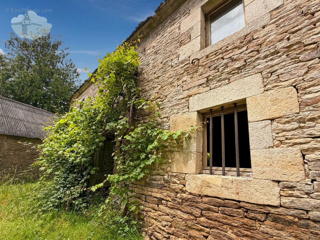 Maison à MELGVEN