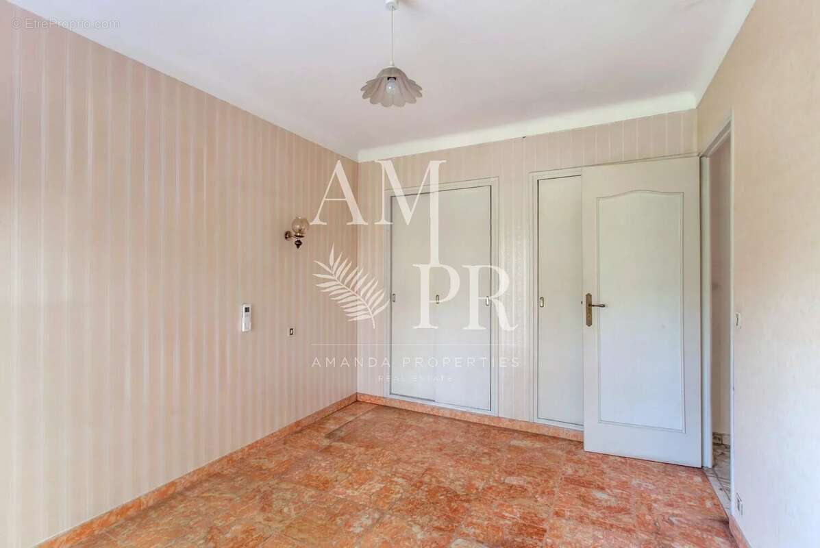 Appartement à MENTON
