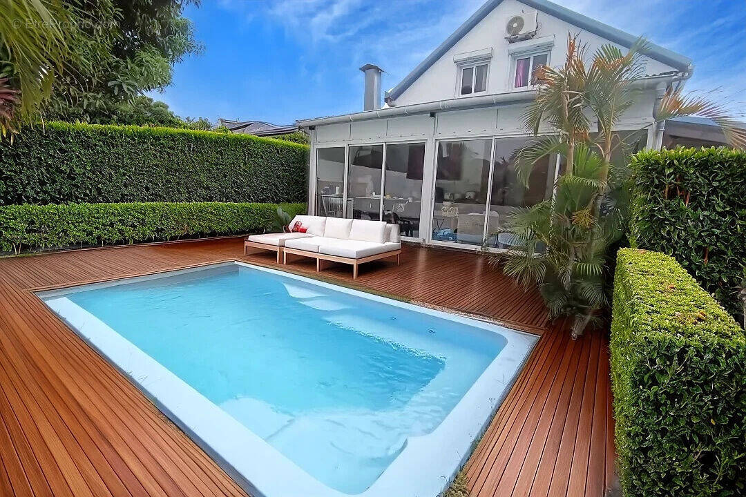 Photo 1 - Maison à SAINTE-ROSE