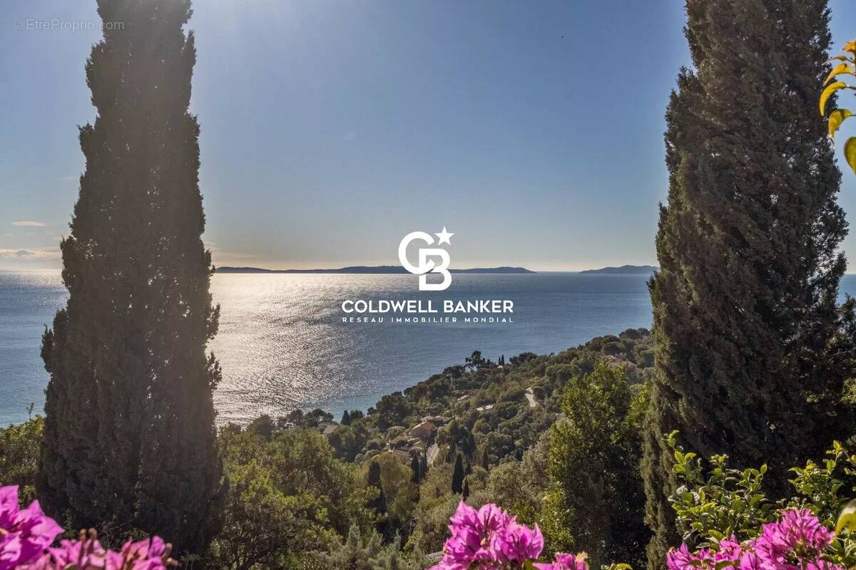 Maison à RAYOL-CANADEL-SUR-MER