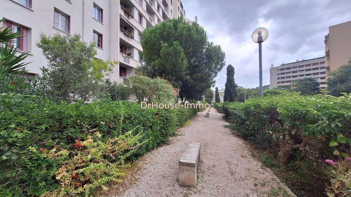 Appartement à MARSEILLE-14E