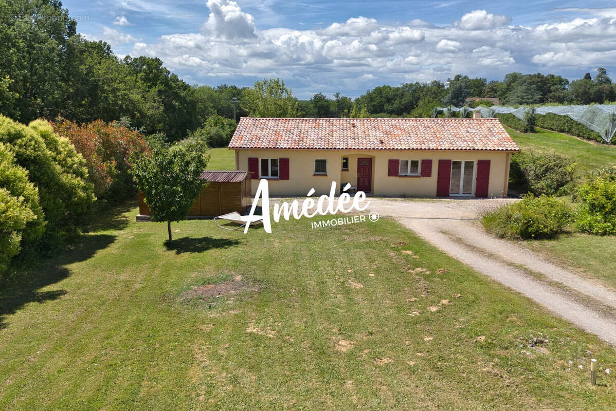 Maison à LEOJAC