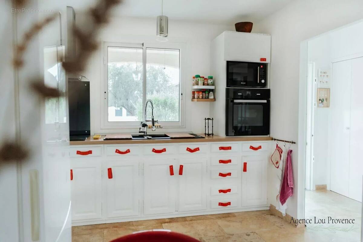 Maison à SAINT-MARTIN-DE-CRAU