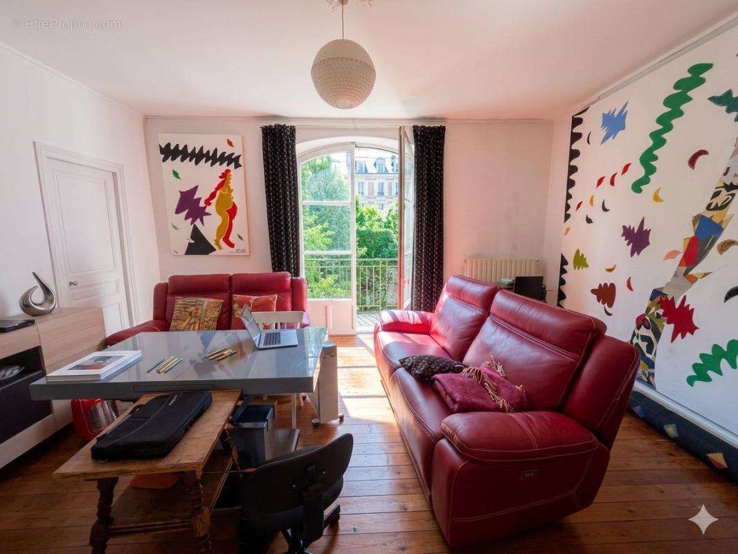 Maison à SACLAS
