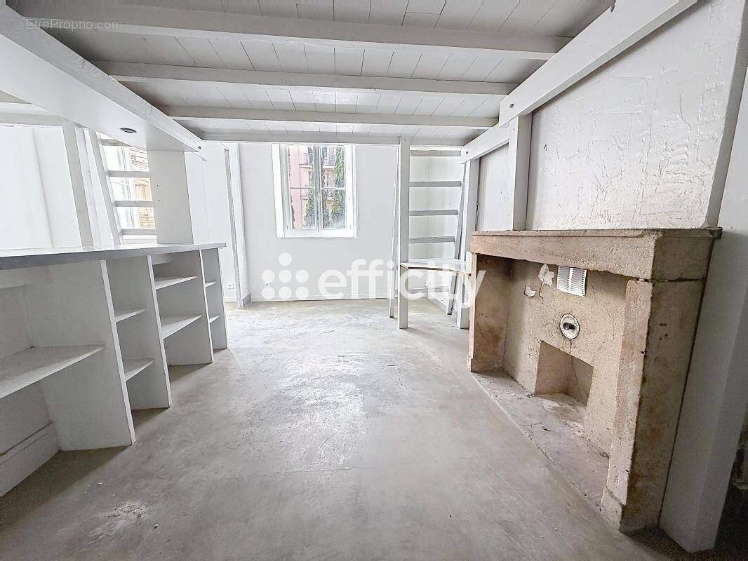 Appartement à LYON-4E