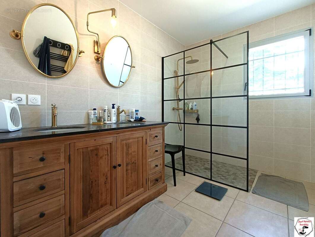 Maison à COLOMBIER-LE-VIEUX