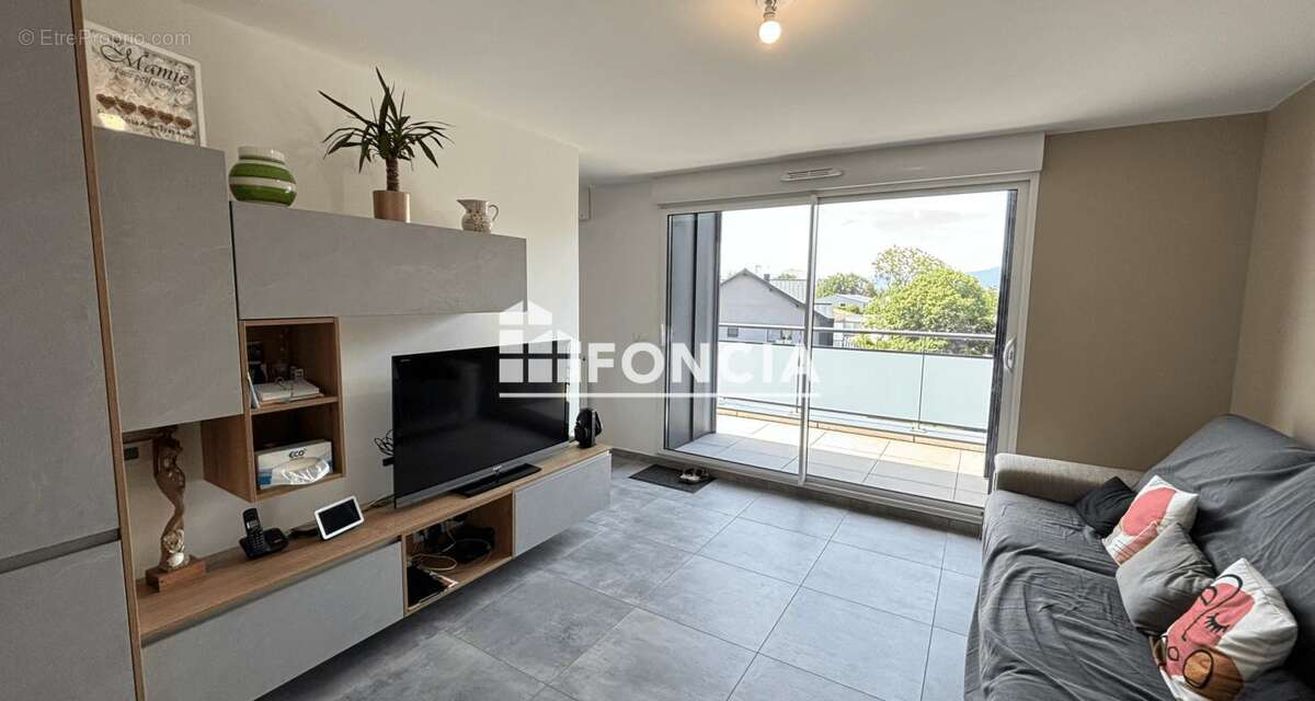 GRESY-SUR-AIX, en dernier étage, élégant T4 duplex de 95.51m2 avec garage - photo 4