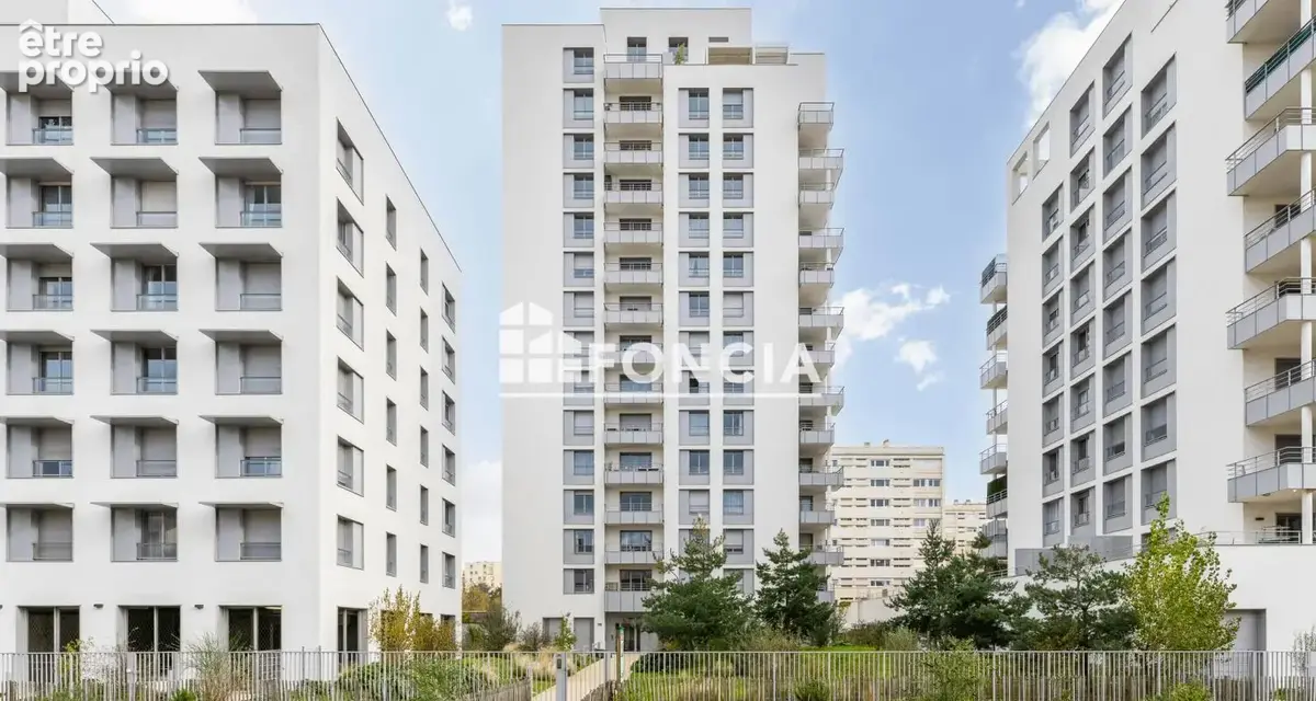 GRATTE CIEL- IMMEUBLE 2019- T4 avec Balcon terrasse - photo 12