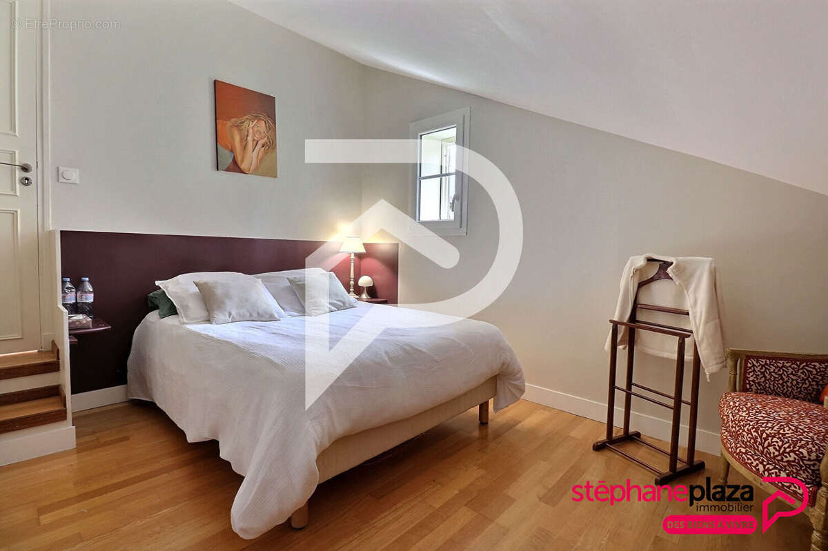 Maison à MAISONS-LAFFITTE