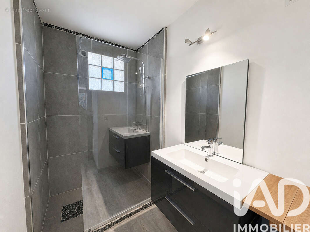 Photo 4 - Appartement à LA VALETTE-DU-VAR