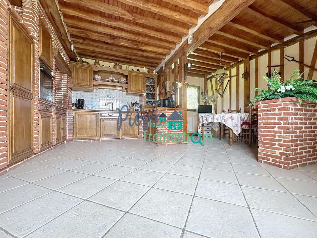 Maison à LILLEBONNE