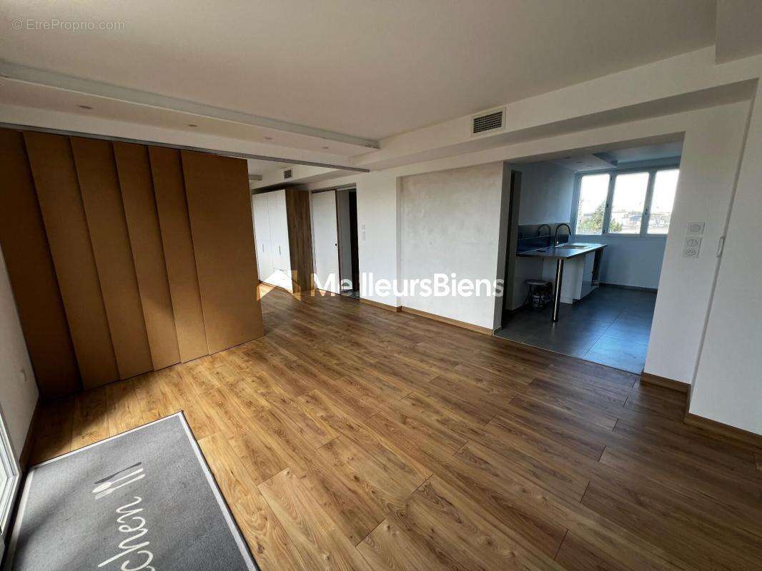 Appartement à CASTELNAU-LE-LEZ