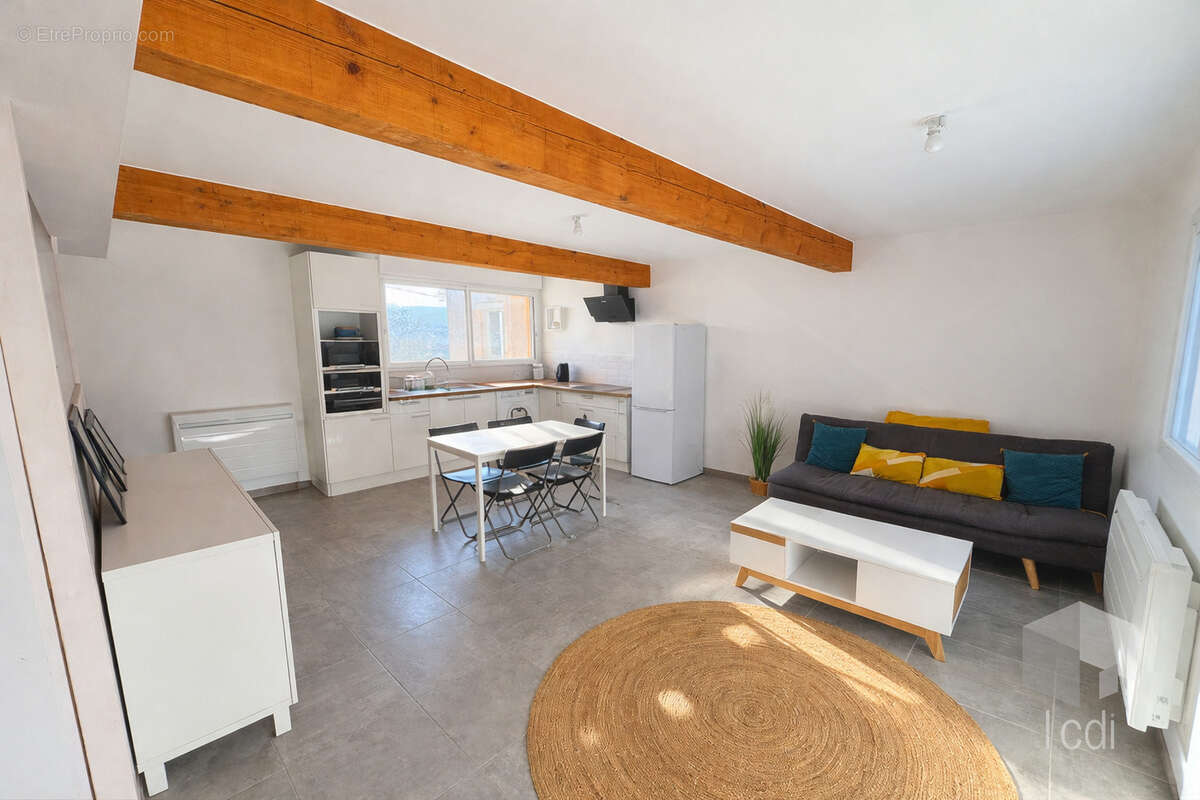 SAVASSE, maison en pierre de 165 m2 - photo 14