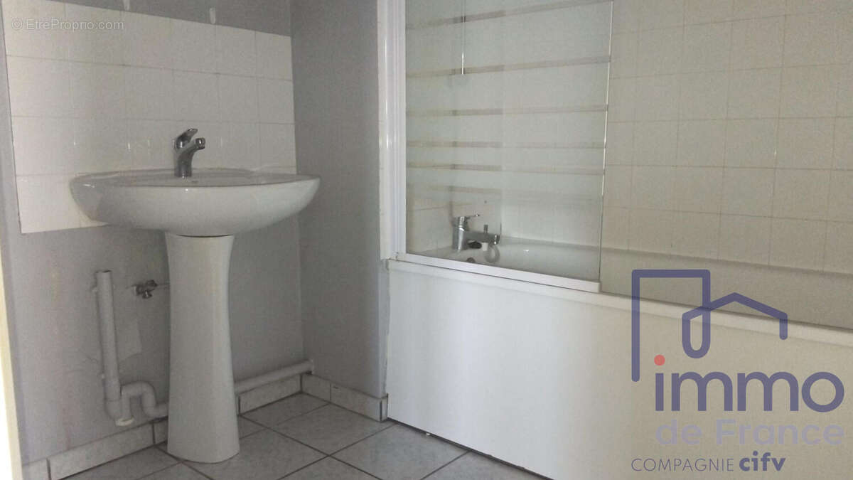 Appartement à SAINT-ETIENNE