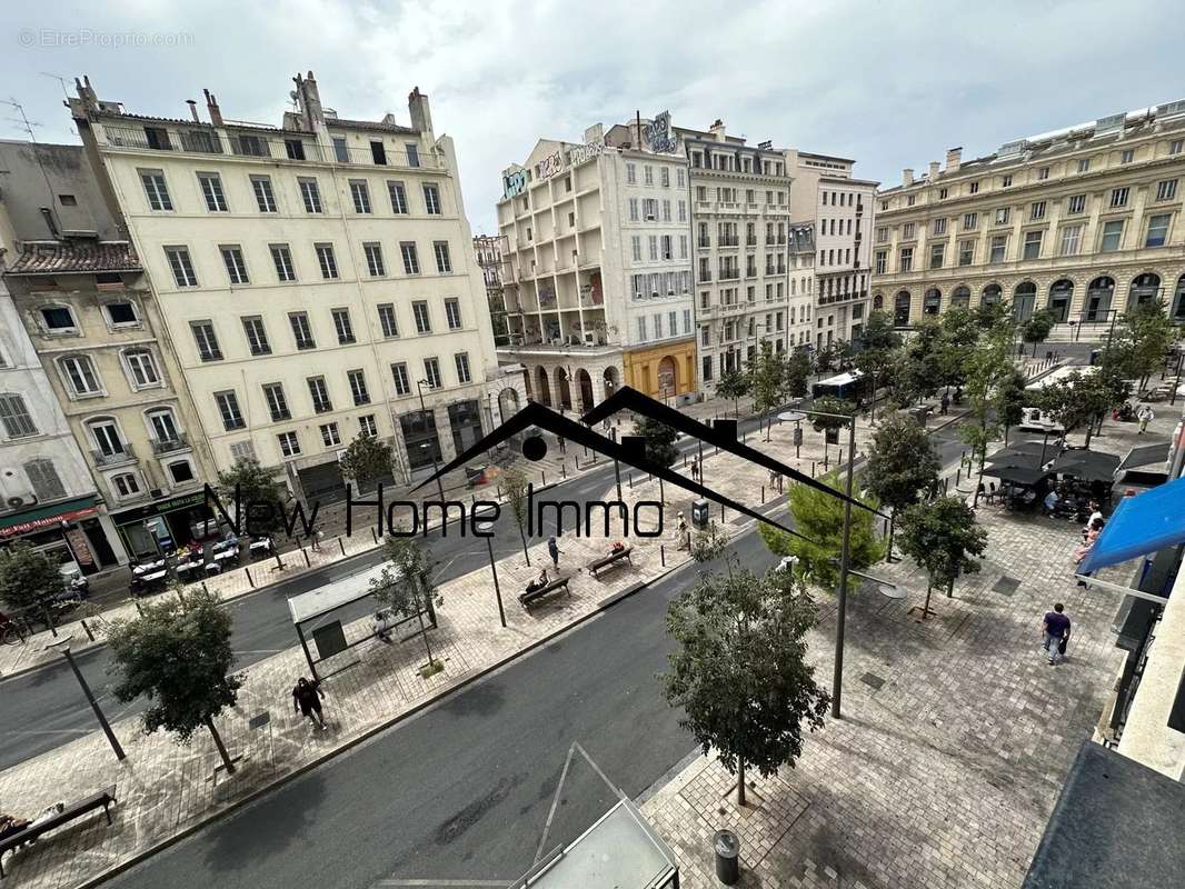 Appartement à MARSEILLE-1E