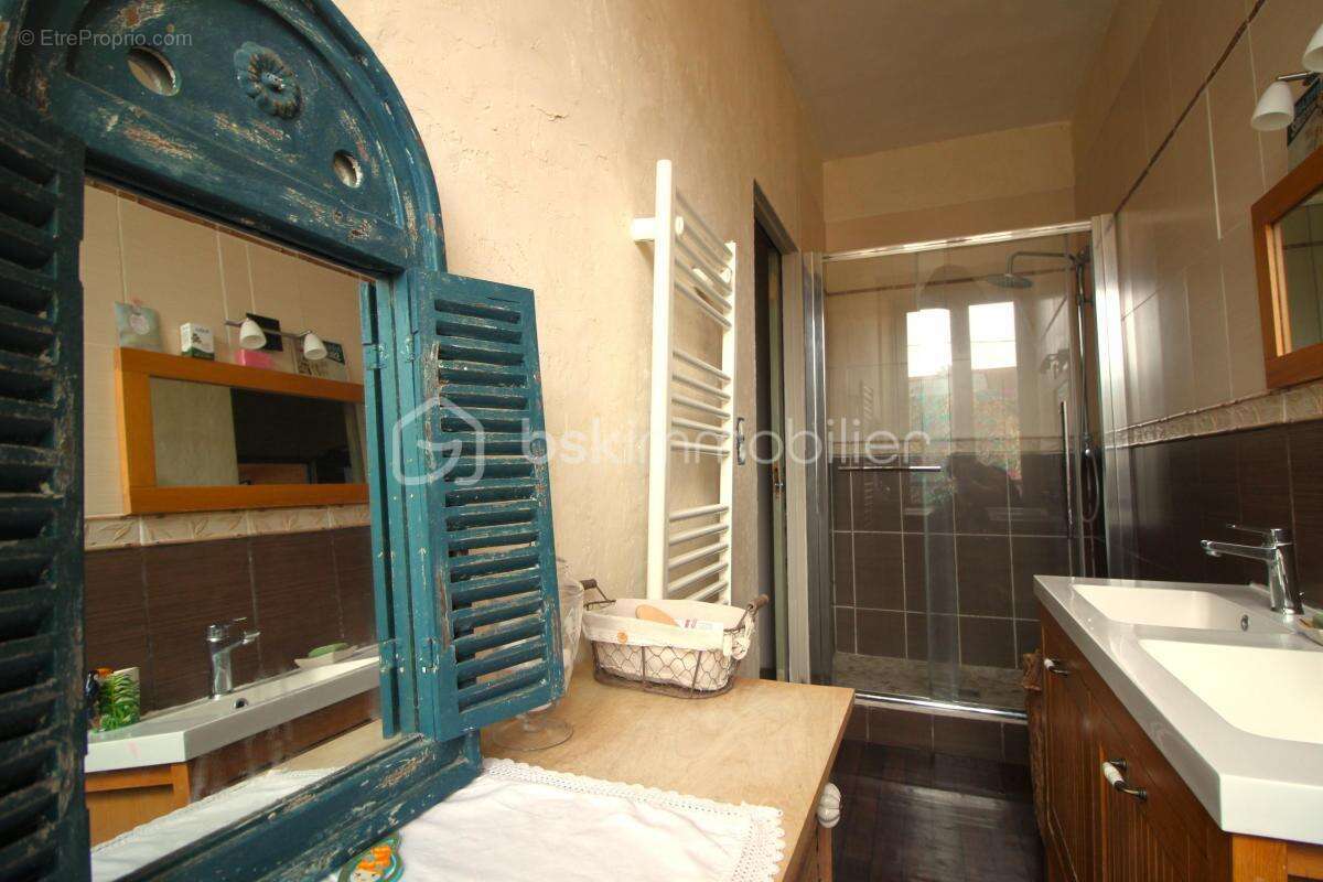 Maison à MORIGNY-CHAMPIGNY