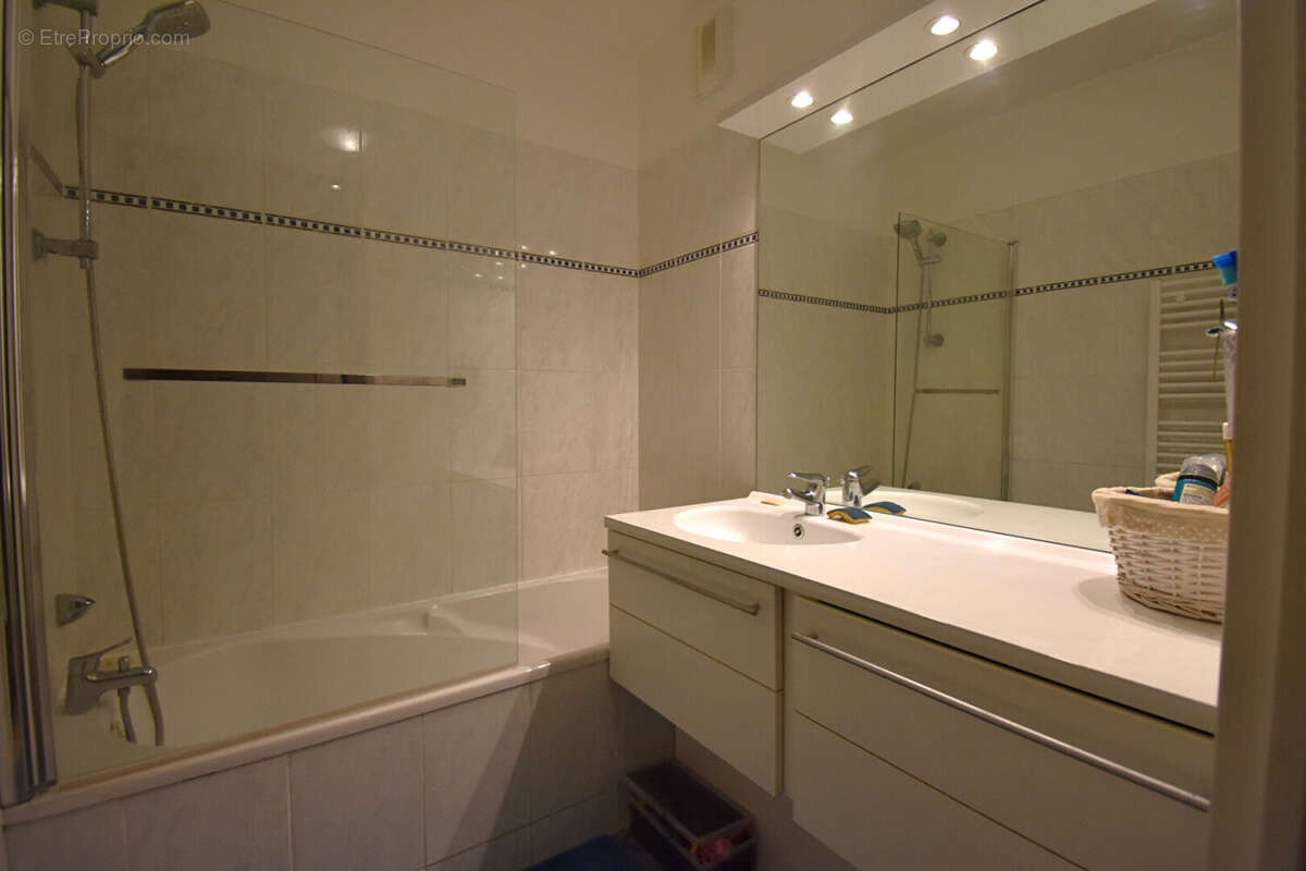 Appartement à SAINT-RAPHAEL