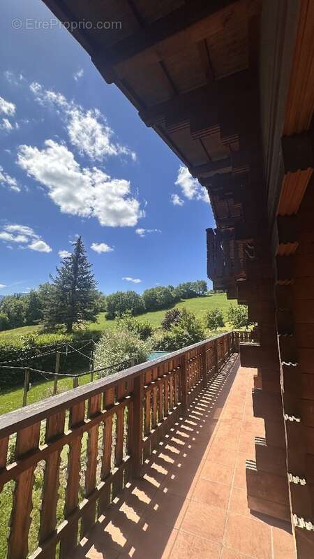Autre à REIGNIER