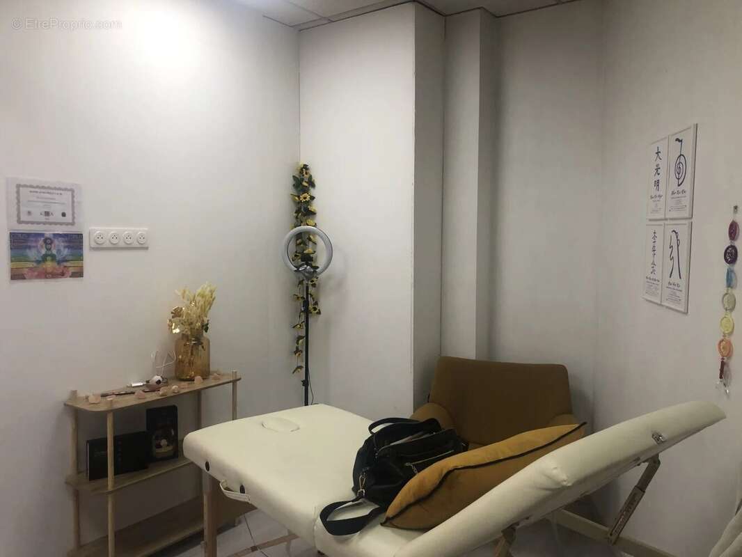 Commerce à MONTESSON