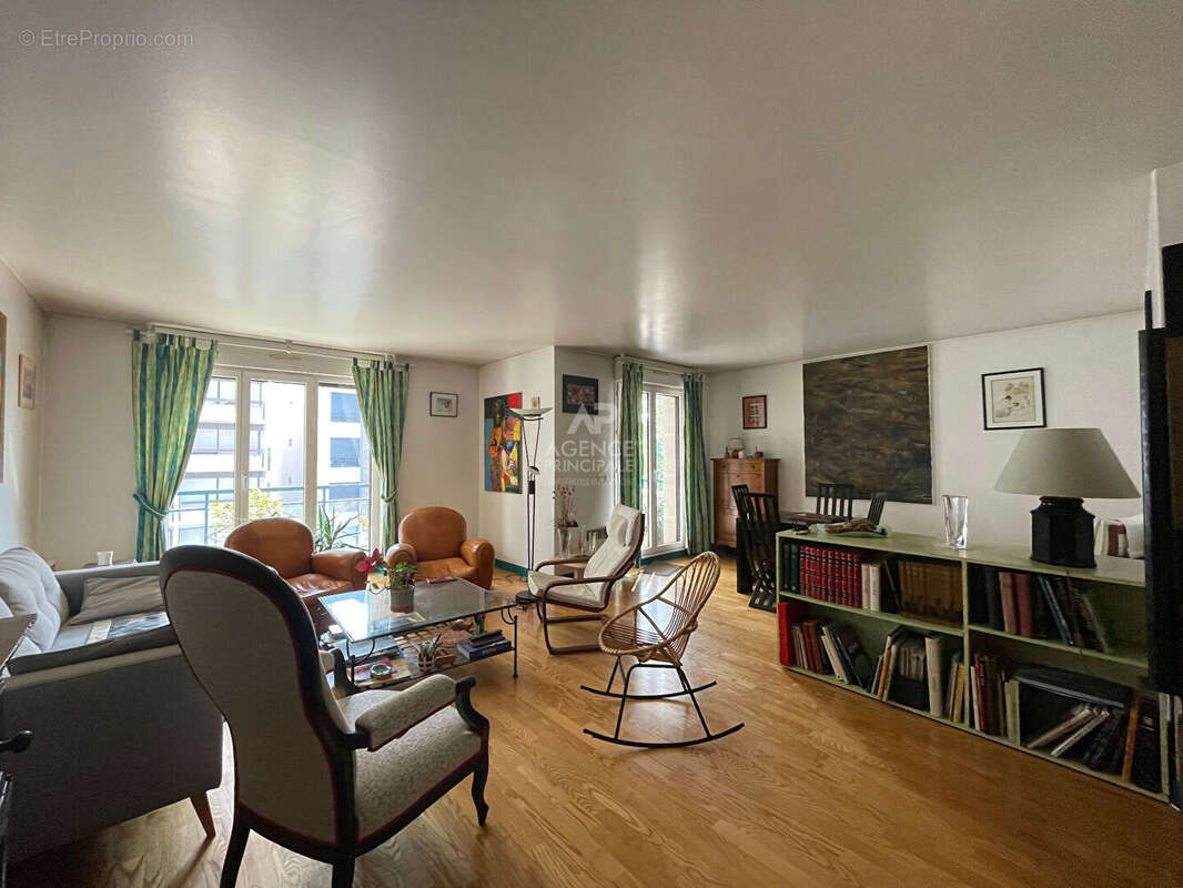 Appartement à CHAVILLE
