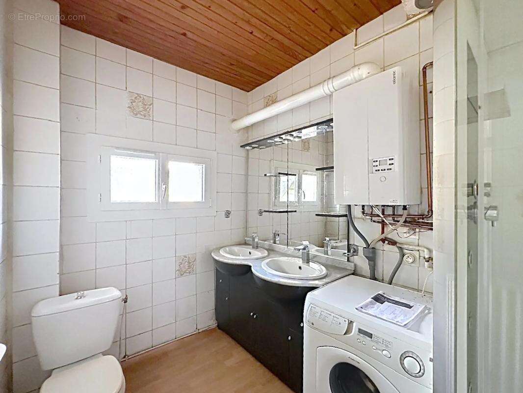 Maison à MONTEREAU-FAULT-YONNE