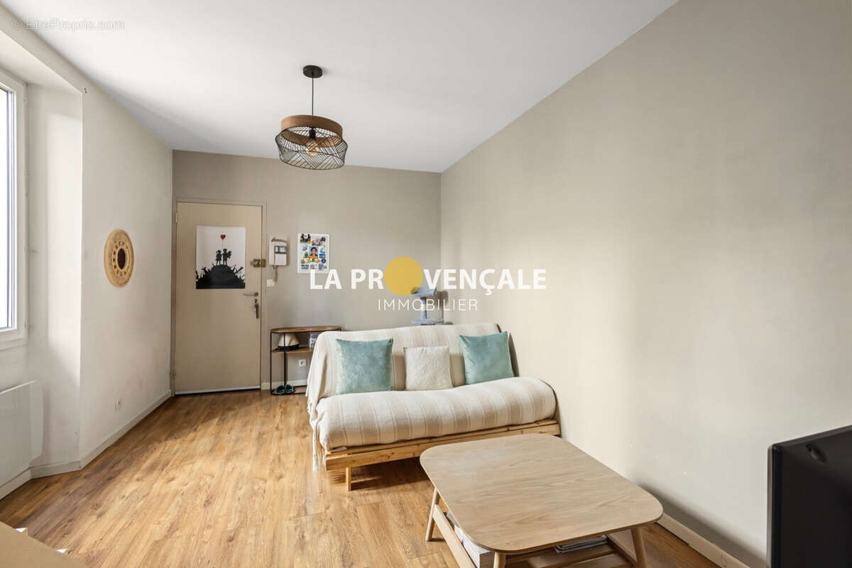 Appartement à TRETS