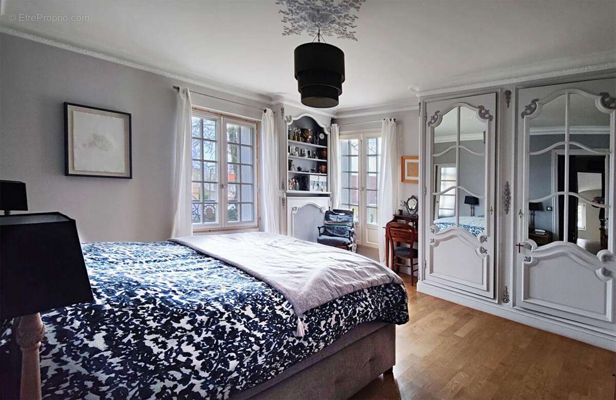 Maison à NEUILLY-PLAISANCE