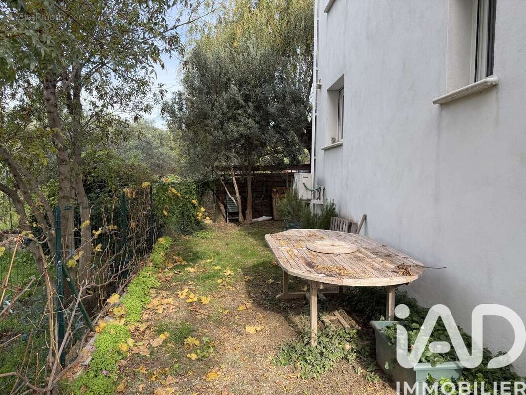 Photo 5 - Maison à LA FARE-LES-OLIVIERS