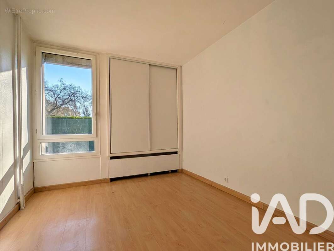 Photo 9 - Appartement à ELANCOURT