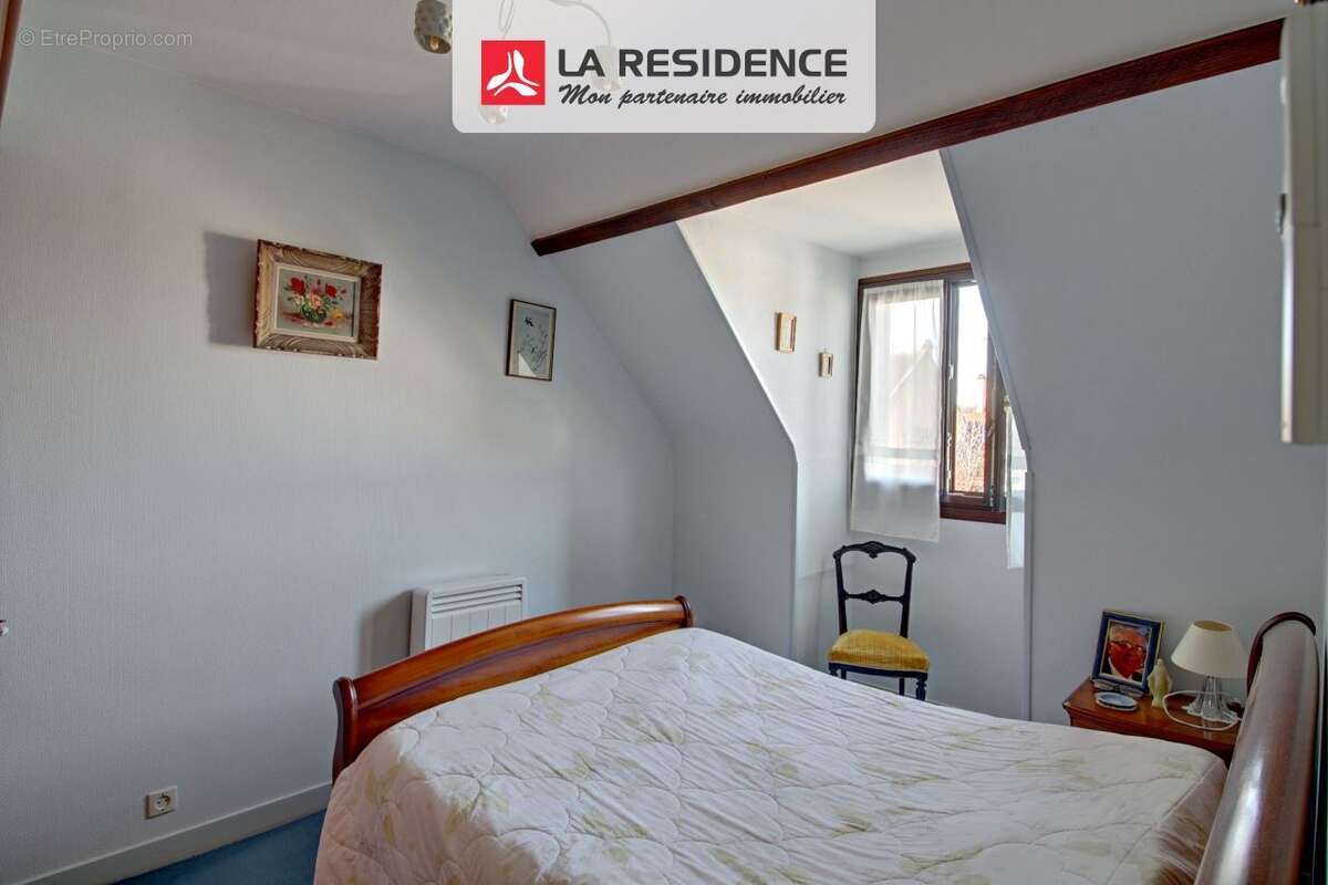 Maison à LES MUREAUX