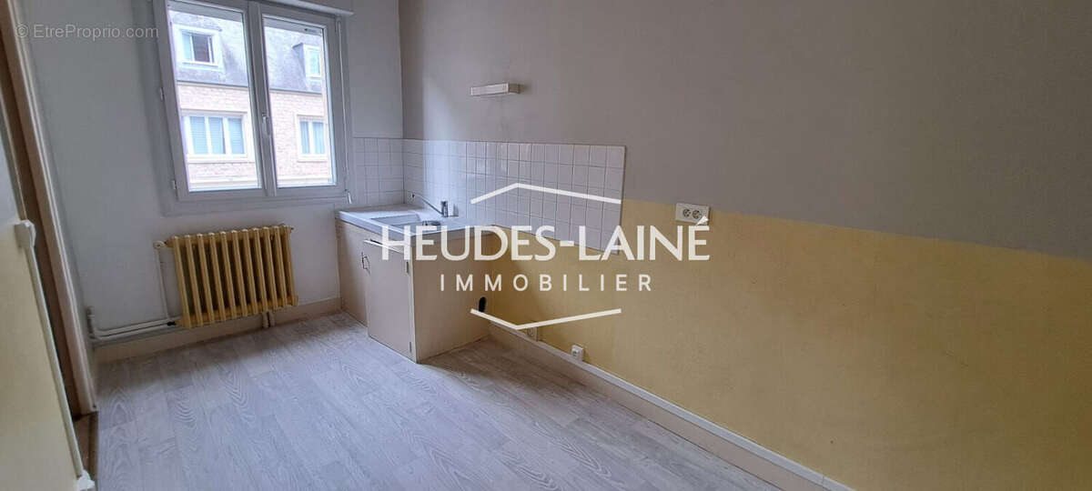 Appartement à SAINT-HILAIRE-DU-HARCOUET