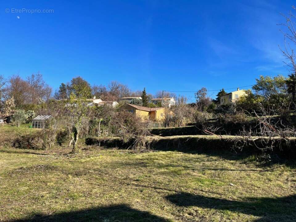 Terrain à VENCE