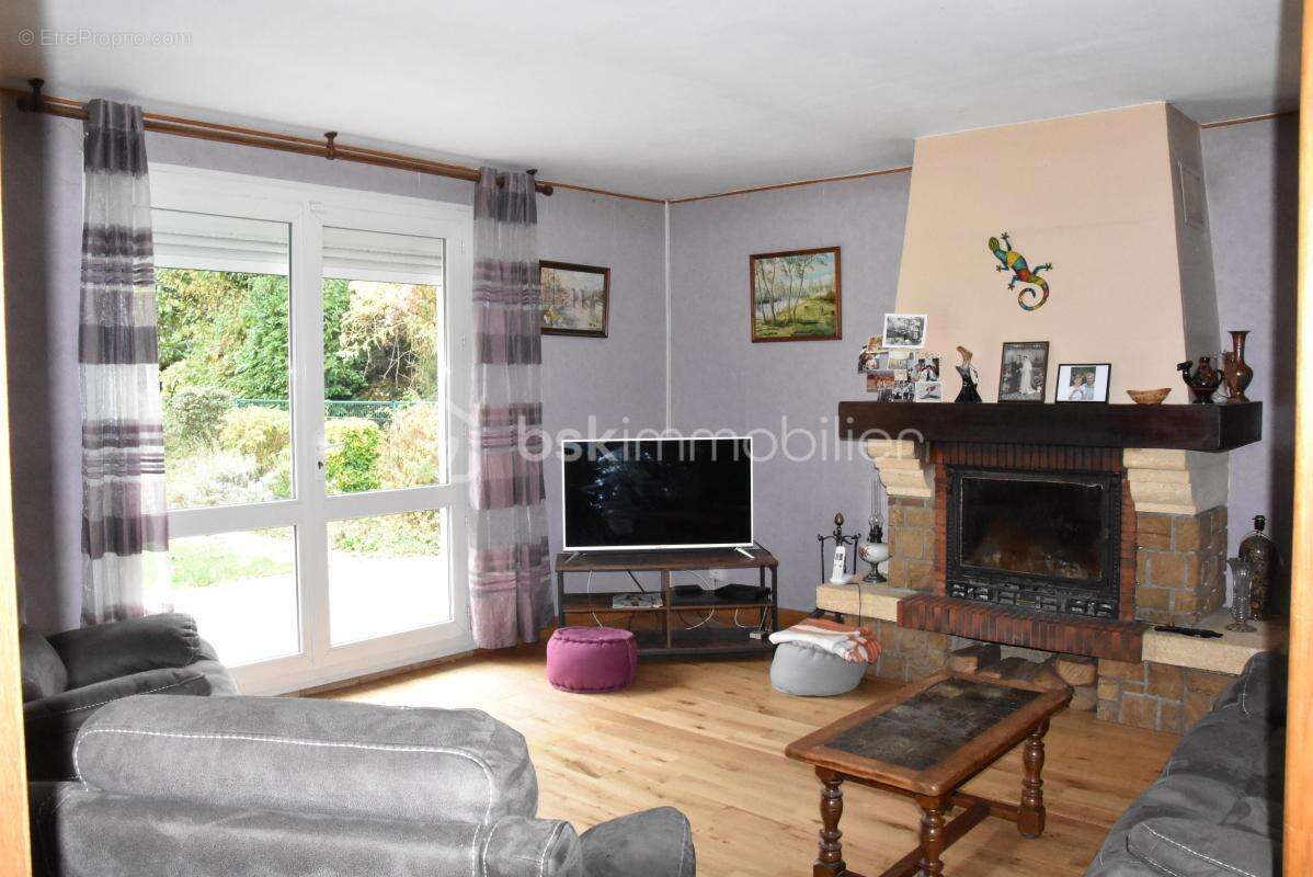 Maison à COURCOURONNES