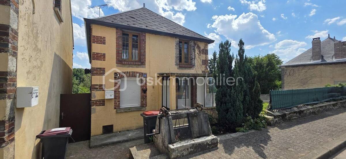 Maison à SAINT-HILAIRE-LES-ANDRESIS