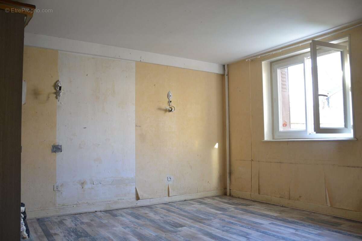 Maison à CLERMONT-FERRAND