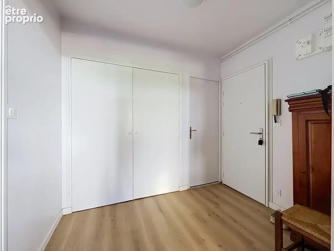 Appartement à vendre 4 pièces SAINT CYR SUR LOIRE (37) - photo 10