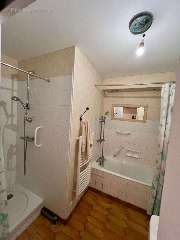 Appartement Guilherand Granges 5 pièce(s) 93 m2, garage, cave - photo 14