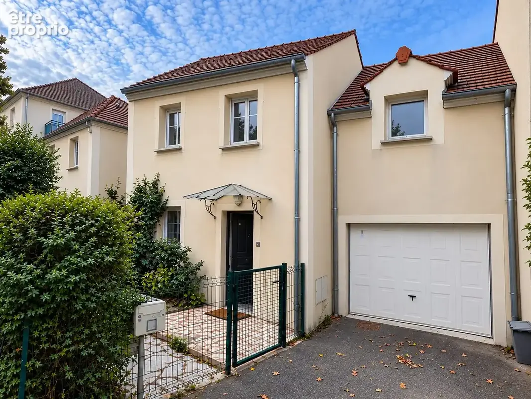 Maison à BUSSY-SAINT-GEORGES
