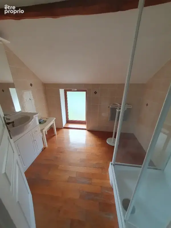 Agréable maison en pierres avec un gite et piscine - photo 23