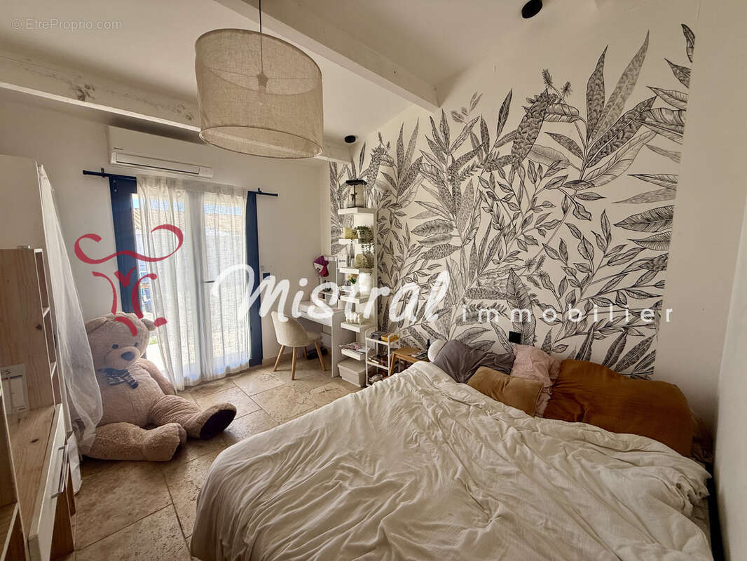Maison saintes maries de la mer plain pied 3 chambres acces grand radeau - photo 8
