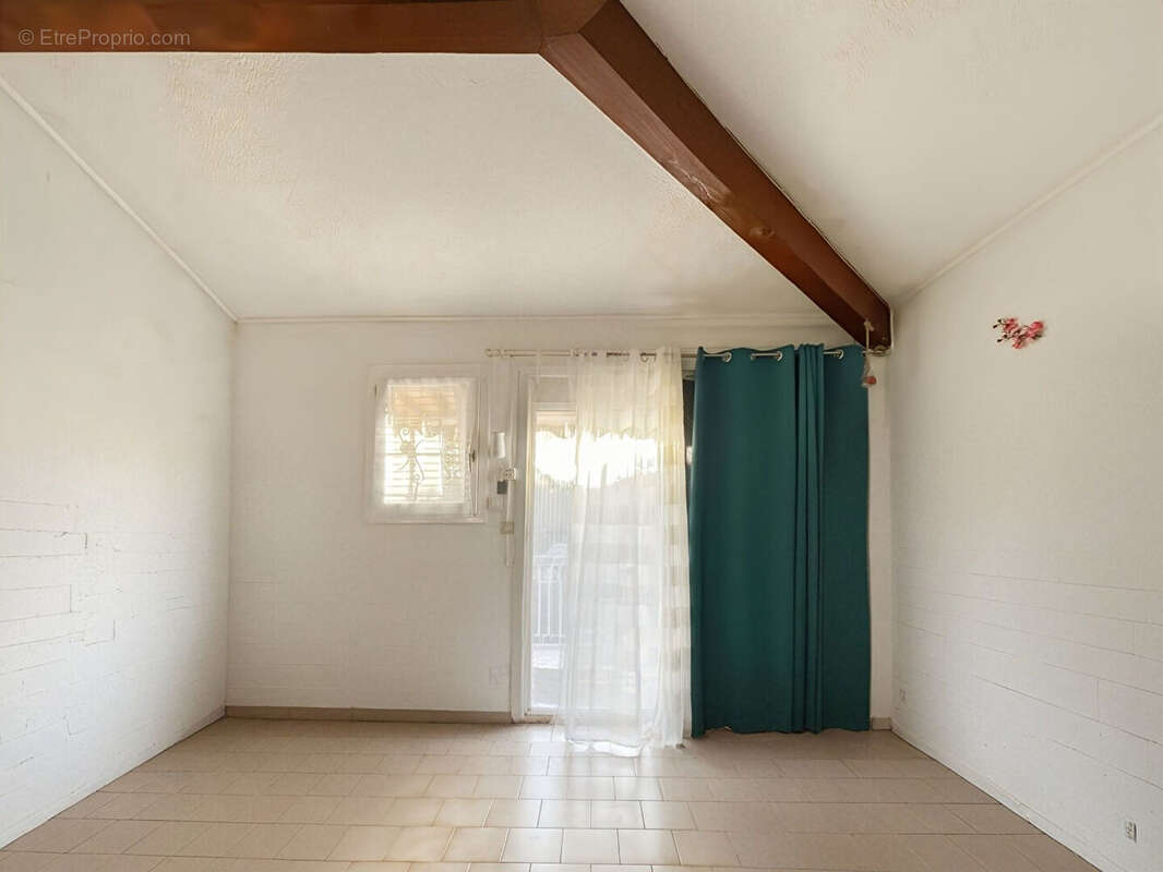 Appartement à SAUSSET-LES-PINS