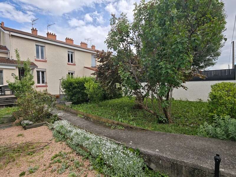 Maison à CLERMONT-FERRAND