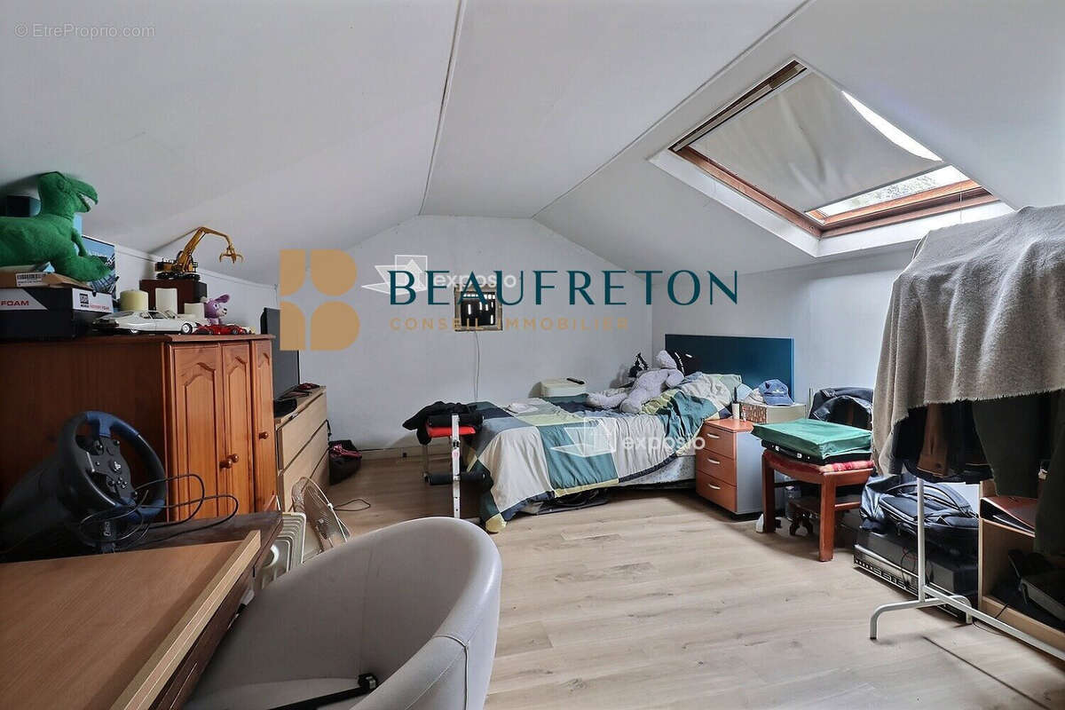 Maison à LE PERREUX-SUR-MARNE