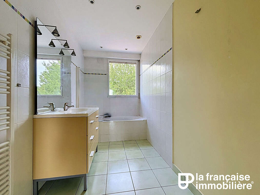 A VENDRE - L'HERMITAGE - Pavillon 144 m² hab avec 2948 m² de terrain - photo 14